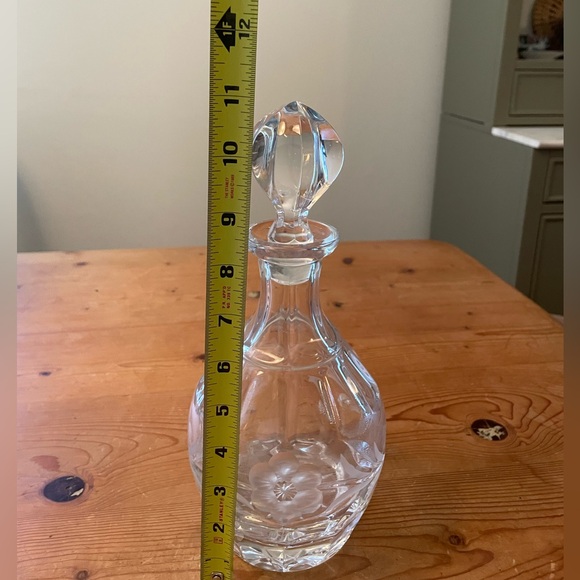 Gorham Vintage Lead Crystal Spring Meadows Pattern Decanter with Stopper Barware - Picture 4 of 4